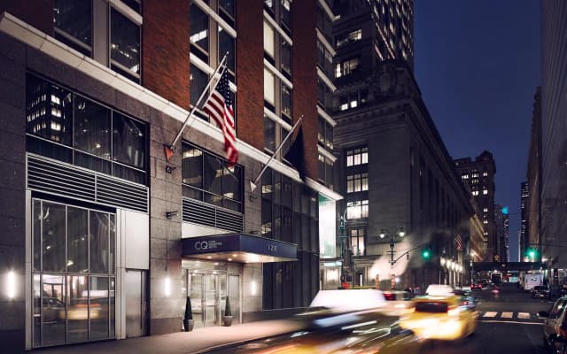 listing card gallery